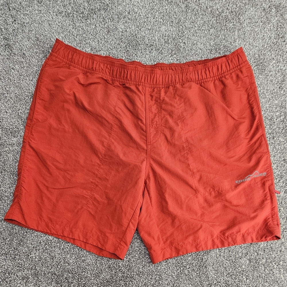 Eddie Bauer Men Shorts XL Red Activewear Flat Front Outdoor Pocket